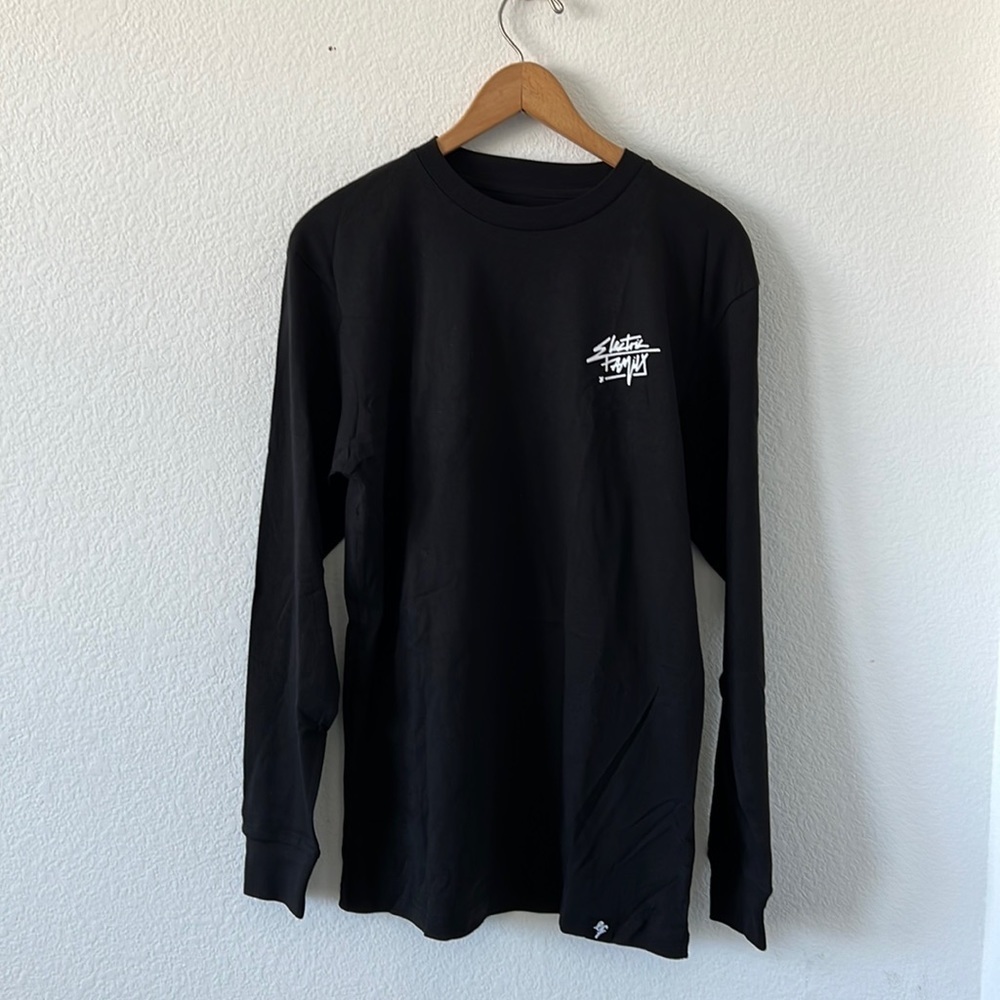 NWOT Electric Family Long Sleeve